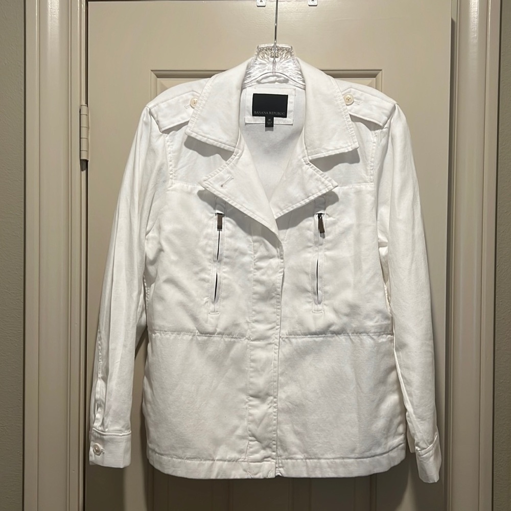 NWOT Banana Republic jacket, never worn!